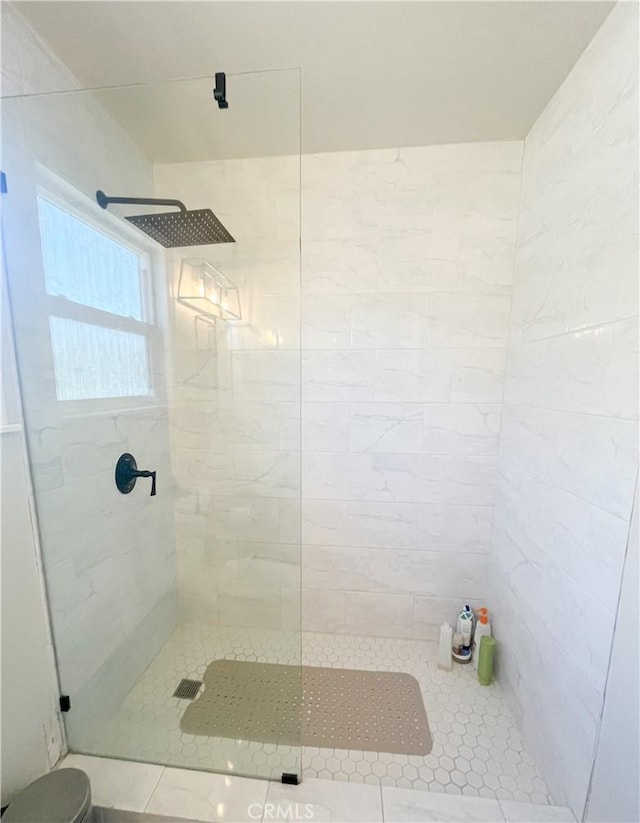 4574 Whaley Ave, Long Beach, CA 90807 - full bath with a walk in shower