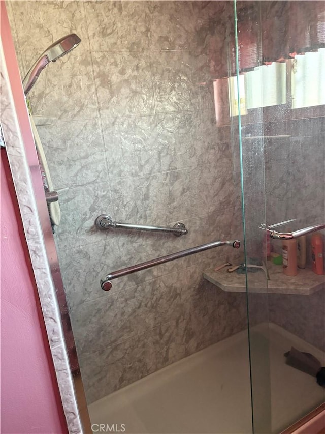 34756 Birch Rd, Barstow, CA 92311 - full bath featuring a stall shower