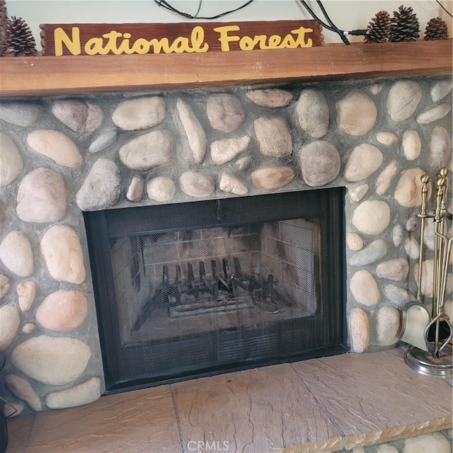 1126 Aleutian Dr, Lake Arrowhead, CA 92352 - detailed view of a stone fireplace