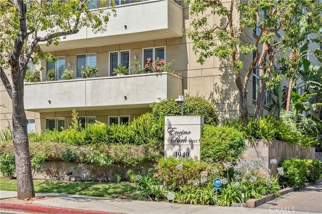 4949 Genesta Ave Unit 102, Encino, CA 91316 - view of building exterior
