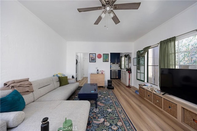 28 Argonne Ave, Long Beach, CA 90803 - living room featuring light wood-type flooring and a ceiling fan