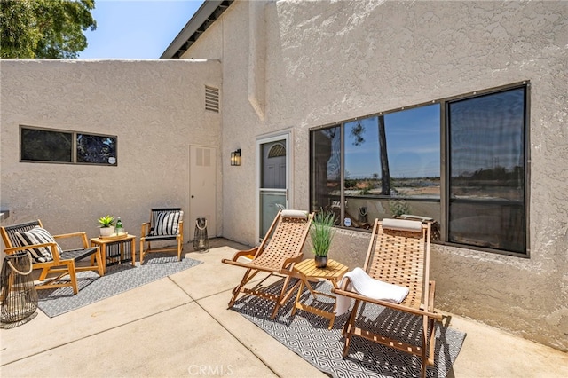 18714 Maplewood Cir, Huntington Beach, CA 92646 - view of patio / terrace