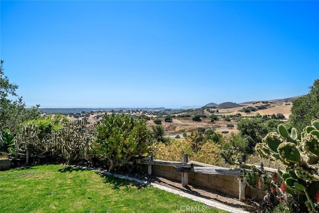 665 Sheehy Rd, Nipomo, CA 93444 - view of green lawn
