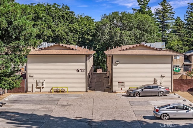 642 W 1st Ave, Chico, CA 95926 - view of garage