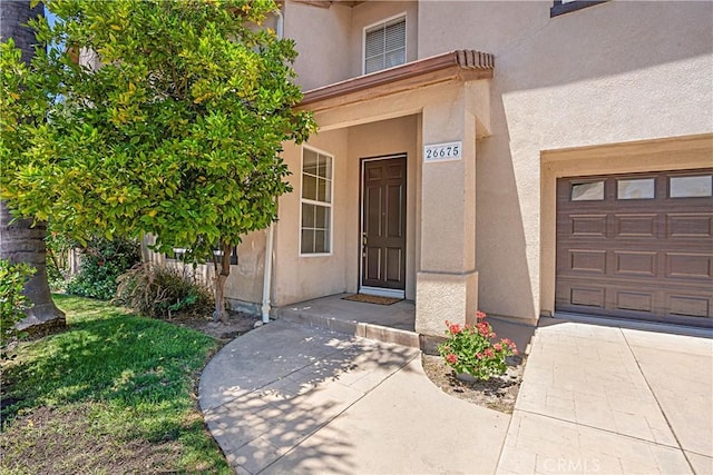 26675 Country Creek Ln, Calabasas, CA 91302 - entrance to property featuring stucco siding and a garage