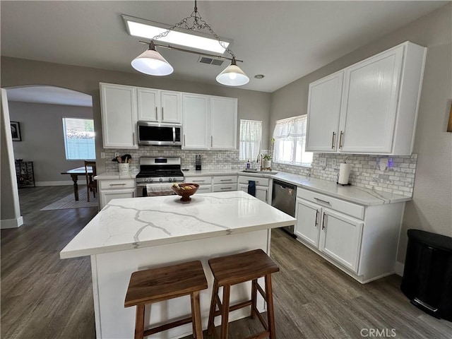 2775 Canyon View Cir, Corona, CA 92882 - photo 5