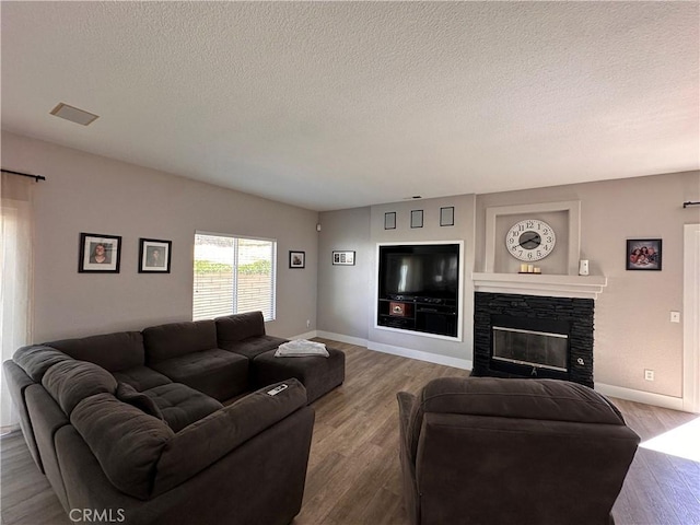 2775 Canyon View Cir, Corona, CA 92882 - photo 9