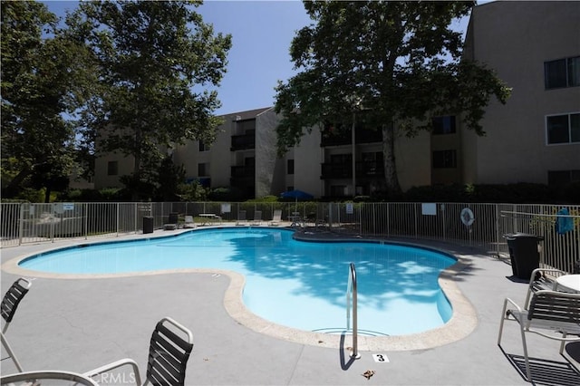 7205 Summertime Ln, Culver City, CA 90230 - community pool featuring a patio
