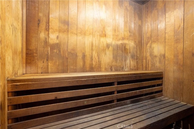 7205 Summertime Ln, Culver City, CA 90230 - relaxing sauna featuring wooden walls