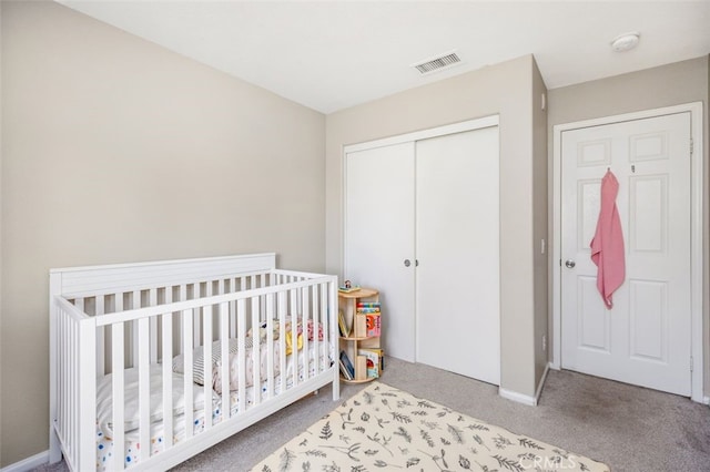 29 Quartz Ln, Ladera Ranch, CA 92694 - bedroom featuring carpet flooring, a closet, and a nursery area