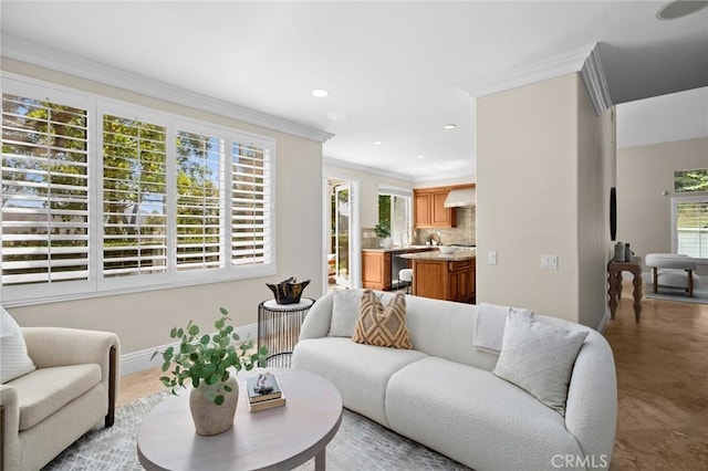 61 Clermont, Newport Coast, CA 92657 - living room with crown molding and recessed lighting