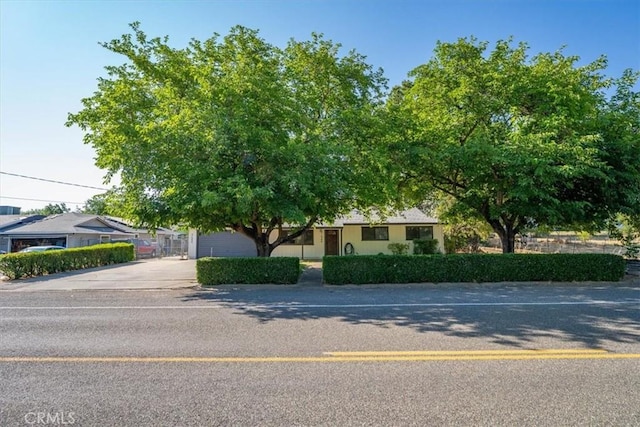 21999 Riverside Ave, Red Bluff, CA 96080 - view of property hidden behind natural elements