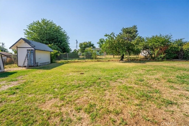 21999 Riverside Ave, Red Bluff, CA 96080 - view of yard with a shed