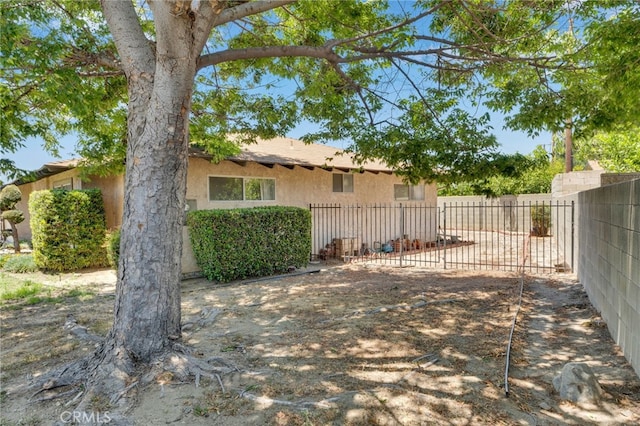 353 E Woodcroft Ave, Glendora, CA 91740 - view of yard