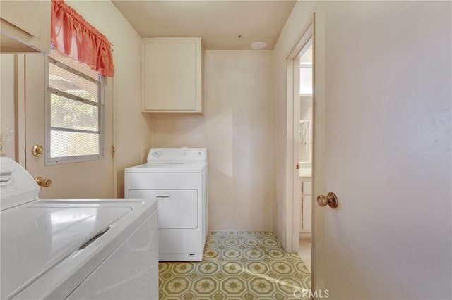 353 E Woodcroft Ave, Glendora, CA 91740 - laundry area with independent washer and dryer and cabinet space