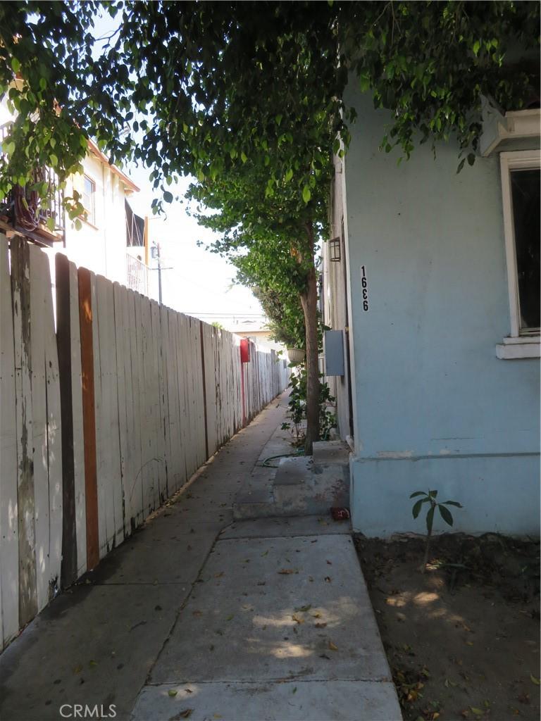 1636 Pacific Ave, Long Beach, CA 90813 - view of home's exterior with stucco siding