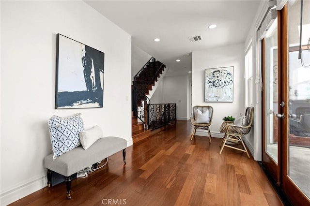 2620 Huntington Ln, Redondo Beach, CA 90278 - sitting room with wood finished floors, stairway, and recessed lighting