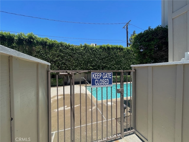 511 E Live Oak Ave Unit 11, Arcadia, CA 91006 - view of community pool