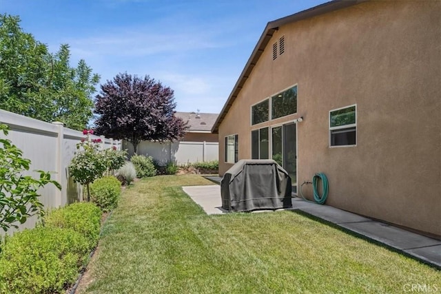 232 Loretta Way, Calimesa, CA 92320 - fenced backyard with a patio