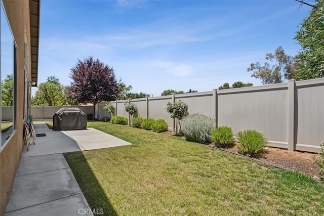 232 Loretta Way, Calimesa, CA 92320 - fenced backyard with a patio