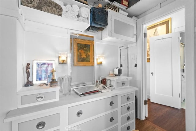 360 W Ocean Blvd Unit 1103, Long Beach, CA 90802 - hallway with dark wood-style floors
