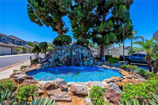 818 Live Oak Pl, Corona, CA 92882 - view of swimming pool