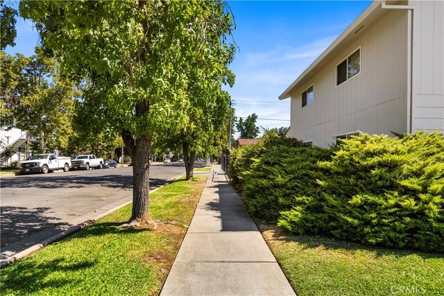 351 W 19th St, Merced, CA 95340 - view of yard