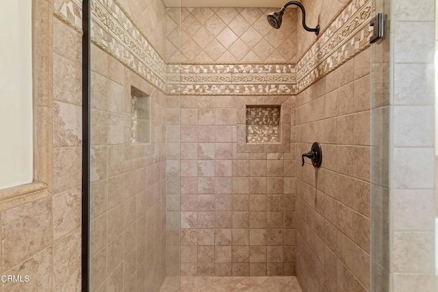 2000 Morongo Dr, Camarillo, CA 93012 - full bath featuring a tile shower