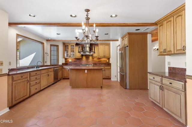 2000 Morongo Dr, Camarillo, CA 93012 - kitchen with appliances with stainless steel finishes, ventilation hood, a chandelier, a kitchen island, and backsplash