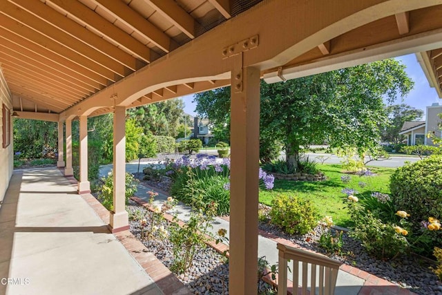 2000 Morongo Dr, Camarillo, CA 93012 - view of patio / terrace