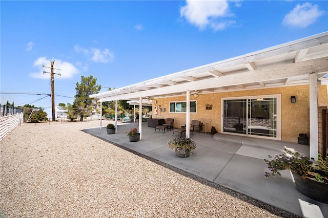 19082 Tecumseh Rd, Apple Valley, CA 92307 - fenced backyard featuring a pergola and a patio area