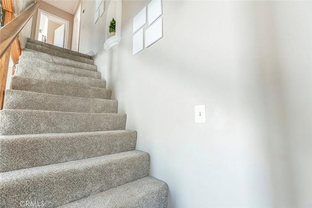 417 N Lamer St, Burbank, CA 91506 - view of staircase