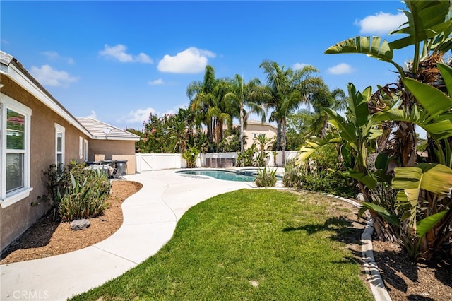 1909 Crystal Cove Ct, Redlands, CA 92374 - fenced backyard featuring a patio