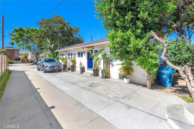 239 W Hillcrest Blvd, Inglewood, CA 90301 - view of front of property featuring stucco siding