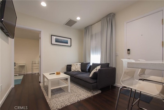 239 W Hillcrest Blvd, Inglewood, CA 90301 - living area featuring dark wood finished floors and recessed lighting