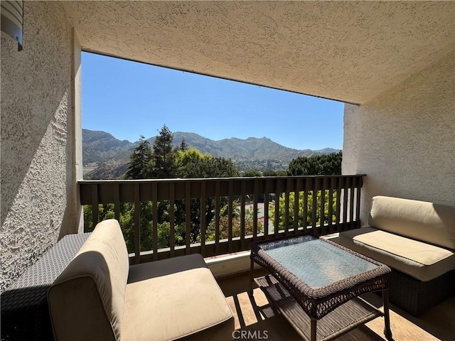 1688 Palisades Dr, Pacific Palisades, CA 90272 - balcony featuring a mountain view
