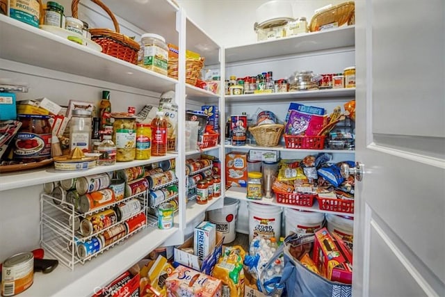 1246 Venice Ave, Mentone, CA 92359 - view of storage area