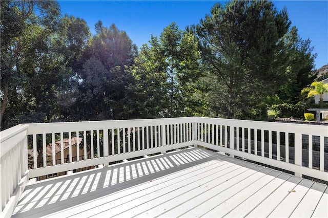 28610 Cloverleaf Pl, Castaic, CA 91384 - view of wooden terrace