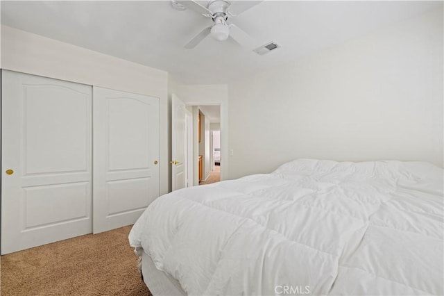 28610 Cloverleaf Pl, Castaic, CA 91384 - bedroom featuring light carpet, a closet, and a ceiling fan