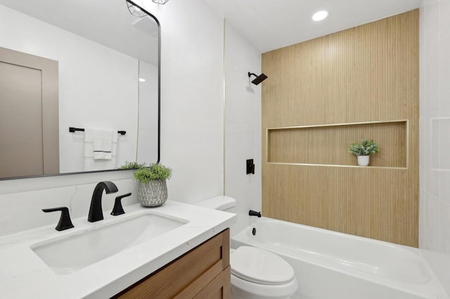 3821 Shiloh Rd, San Diego, CA 92105 - bathroom with vanity and tub / shower combination