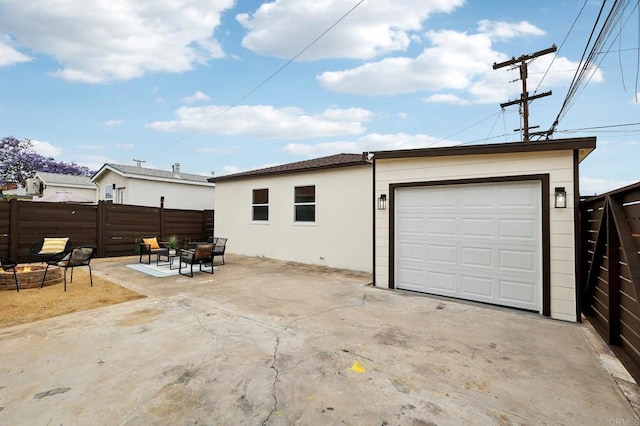 3821 Shiloh Rd, San Diego, CA 92105 - garage featuring driveway