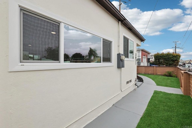 3821 Shiloh Rd, San Diego, CA 92105 - view of side of property with stucco siding