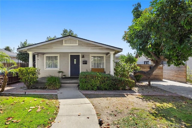 124 N Princeton Ave, Fullerton, CA 92831 - view of front facade with a porch