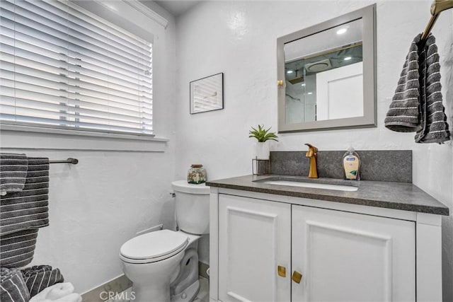 1616 E Ocean Blvd Unit 6, Long Beach, CA 90802 - bathroom with vanity and a shower