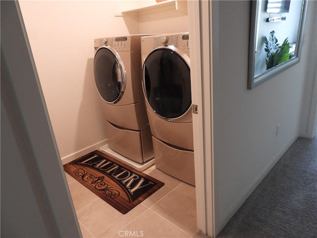 975 W Clover Ave, Rialto, CA 92376 - laundry area featuring separate washer and dryer and baseboards