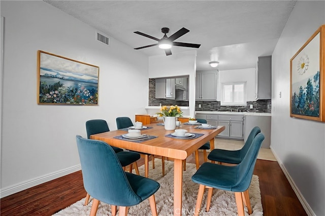 218 E Tamarack Ave Unit 5, Inglewood, CA 90301 - dining room with wood finished floors and a ceiling fan