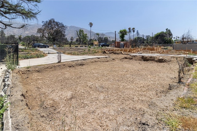 660 E Pine St, Altadena, CA 91001