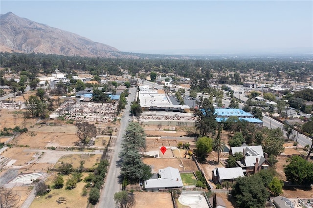 660 E Pine St, Altadena, CA 91001