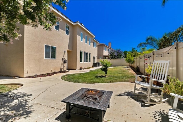 31956 Via Del Paso, Winchester, CA 92596 - fenced backyard with an outdoor fire pit and a patio