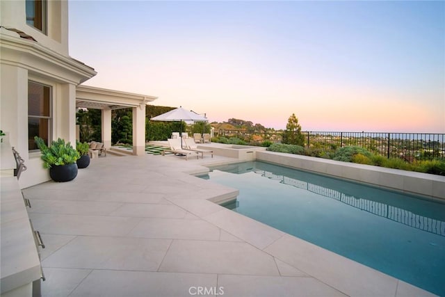 4 Ebony Glade, Laguna Niguel, CA 92677 - pool at dusk with a patio